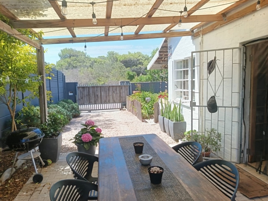 2 Bedroom Property for Sale in Kleinkrantz Western Cape